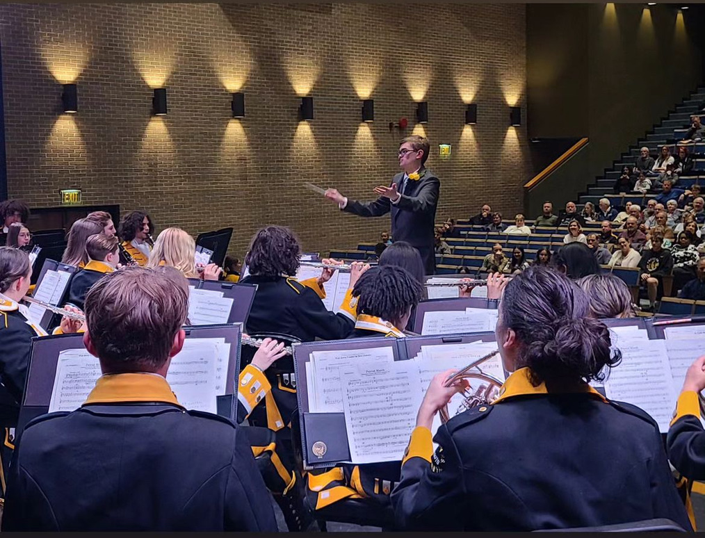 Conduire « Patriot March » avec mon fanfare de lycée